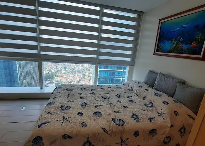 Bonifacio Global One Uptown Residence-2 Bedroom Apartamento *