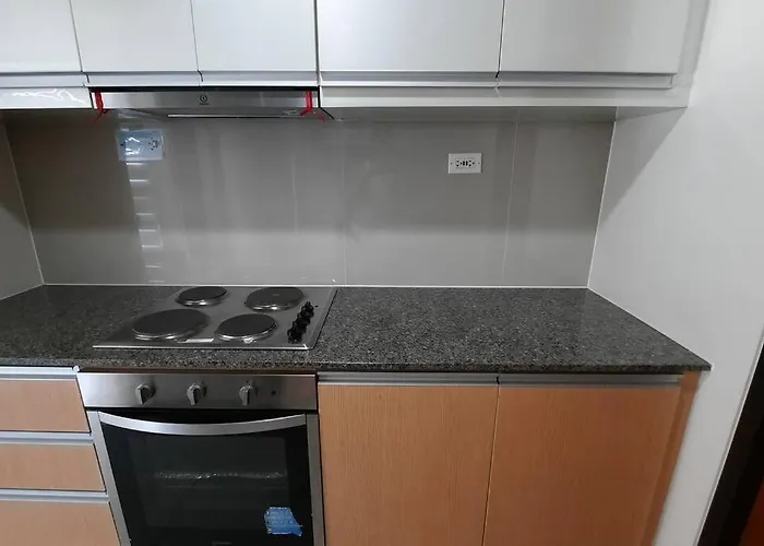 Bonifacio Global One Uptown Residence-2 Bedroom Manila